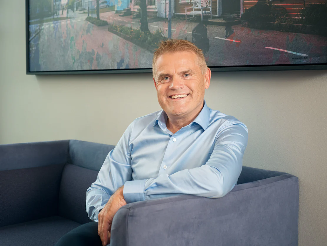 Rolf Bjarne Lie tok med seg 40 års bankerfaring og solid kompetanse når han var på plass i låneavdelingen 1. september.
