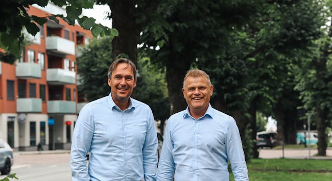 André Fugledal (leder for privatmarkedet) og Rolf Bjarne Lie (rådgiver lån) tar gjerne en prat hvis du begynner å planlegge å selge huset for å kjøpe deg en mindre bolig. 