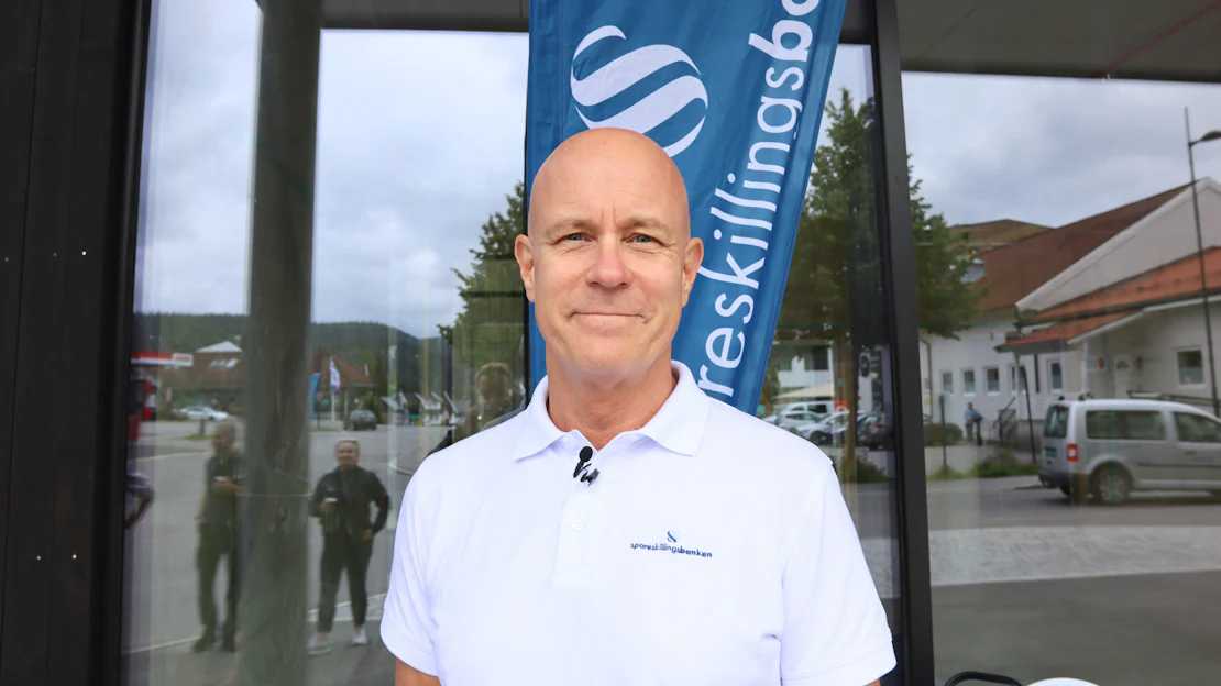 -"Kjernen i vår gavestrategi er å støtte tiltak som skaper varig verdi, løfter lokalmiljøet og gjør byen til et enda bedre sted å bo", sier adm. banksjef Kenneth Engedal.
