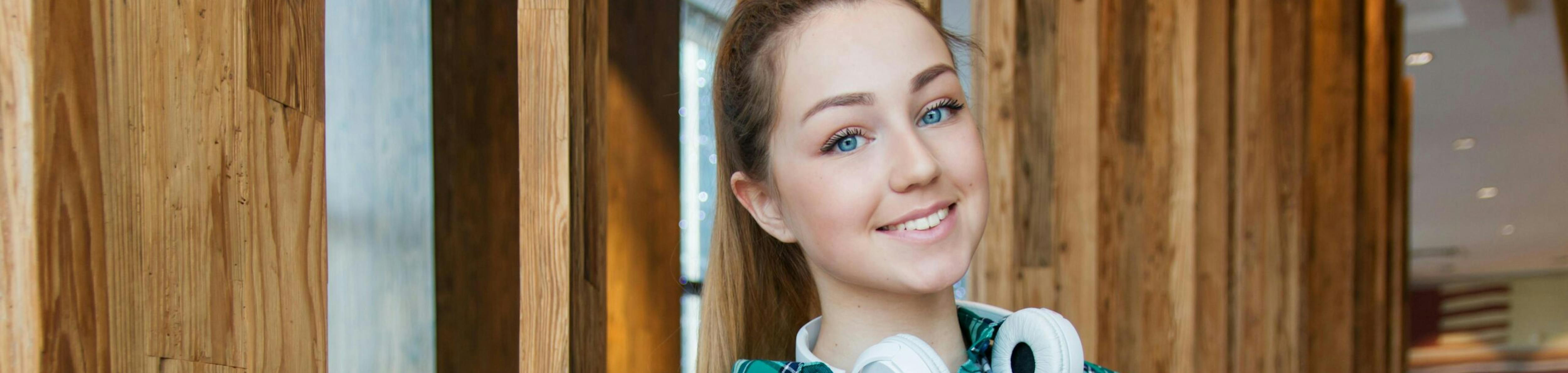 pexels-anastasiya-gepp-654466-1462630